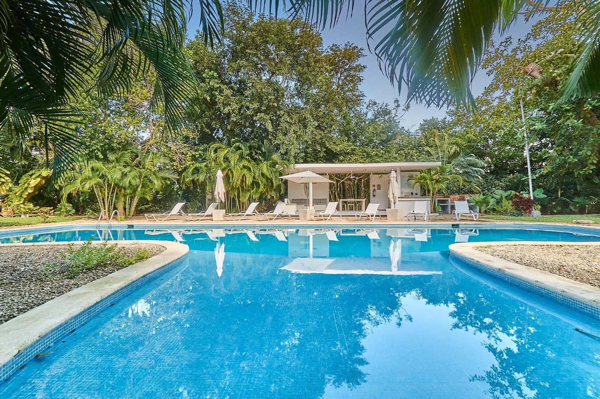 Tranquil With Pool Private Terrace And Bbq Appartement Playa del Carmen
